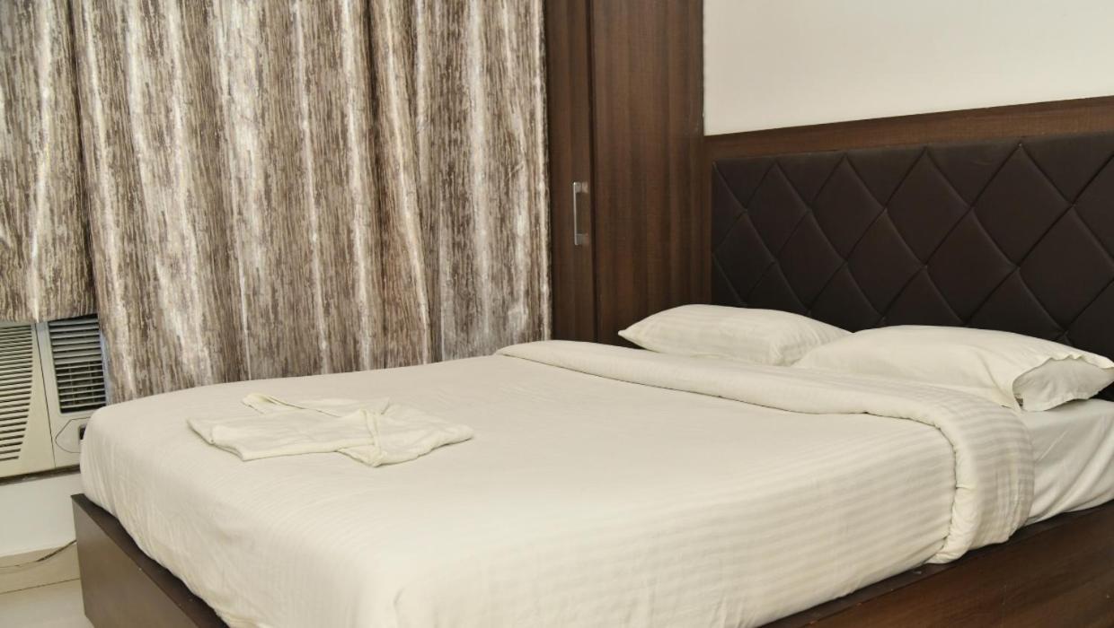 Hotel Mm Continental Varanasi